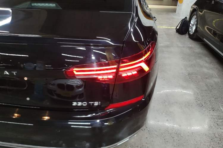 Used Volkswagen Passat 2020 Revised Version 280TSI Elite Edition China VI Standard Right Rear Taillight
