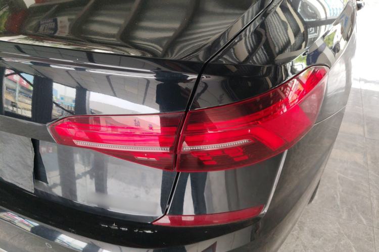 Used Volkswagen Passat 2020 Revised Version 280TSI Business Edition China VI Standard Right Rear Taillight