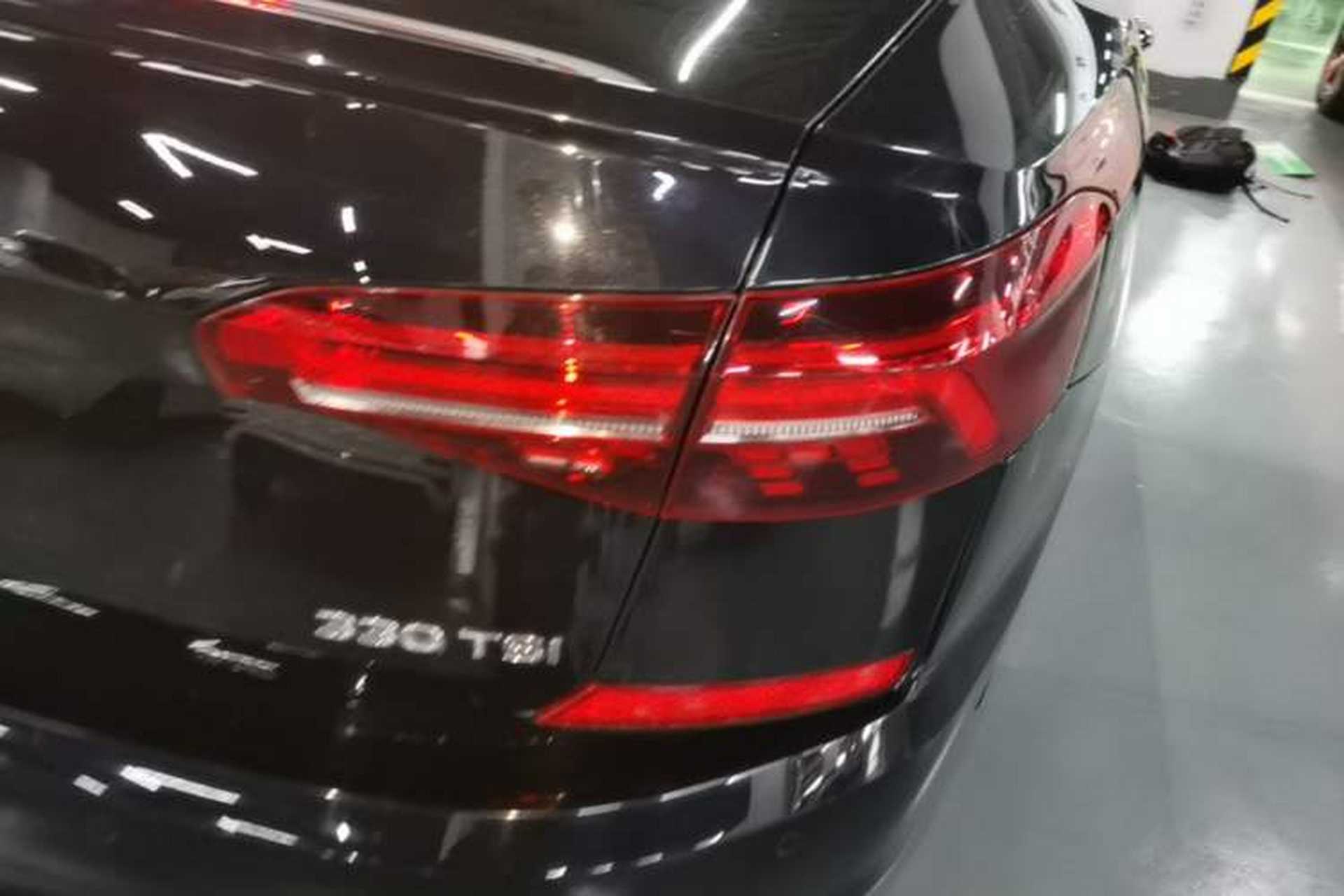 Used Volkswagen Passat 2020 Facelift 330TSI Elite Edition China VI Standard Right Rear Taillight