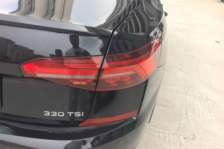 Used Volkswagen Passat 2020 280TSI Business Edition China VI Standard Right Rear Taillight
