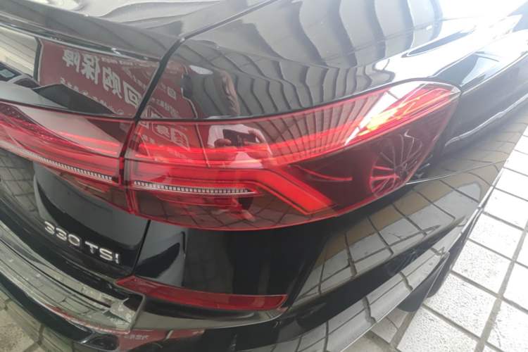 Used Volkswagen Passat 2020 Revised Version 280TSI Business Edition China VI Standard Right Rear Taillight