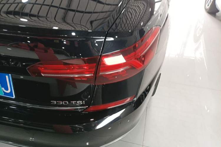 Used Volkswagen Passat 2020 Revised Version 330TSI Luxury Edition China VI Standard Right Rear Taillight