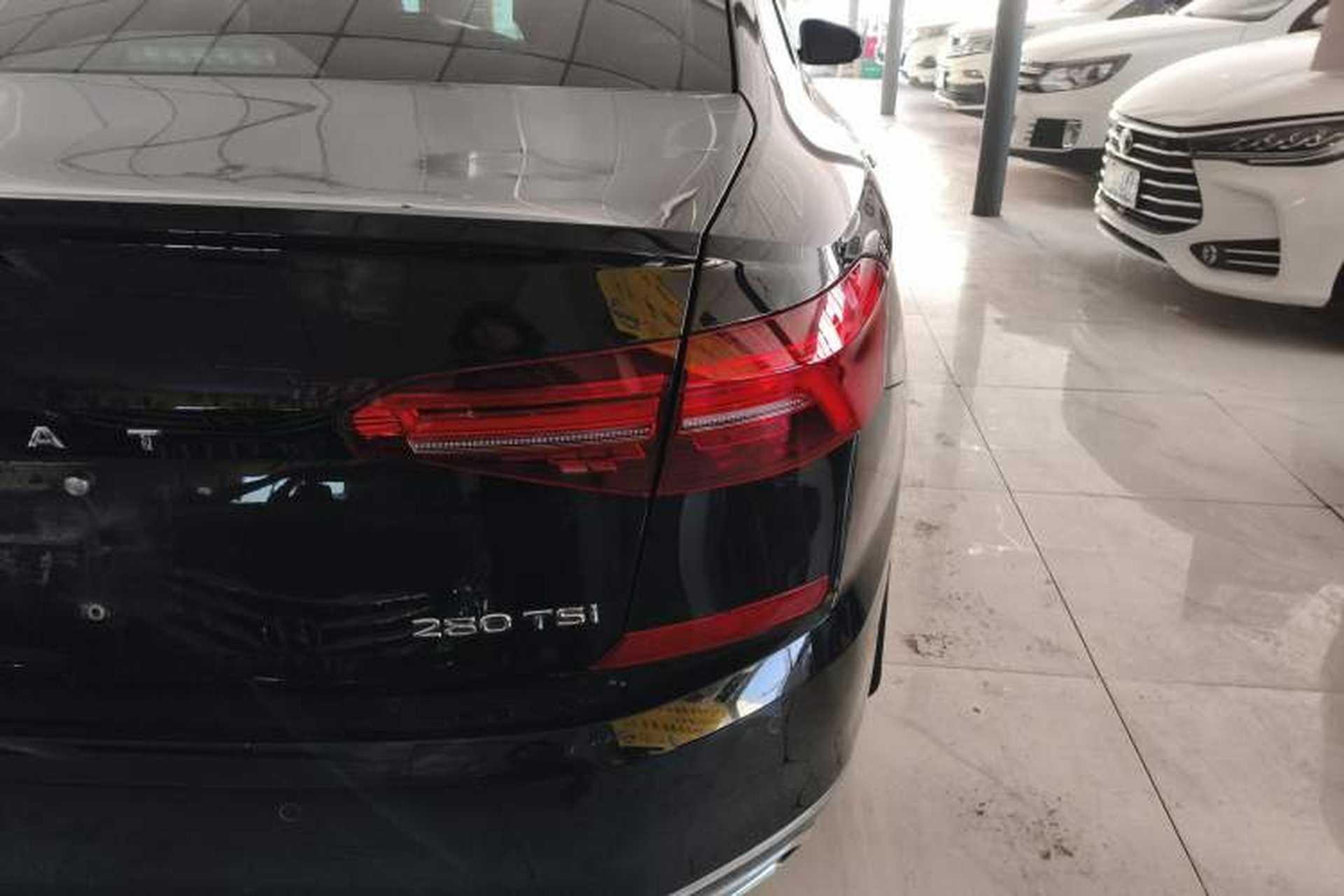 Used Volkswagen Passat 2020 Revised Version 280TSI Business Edition China VI Standard Right Rear Taillight