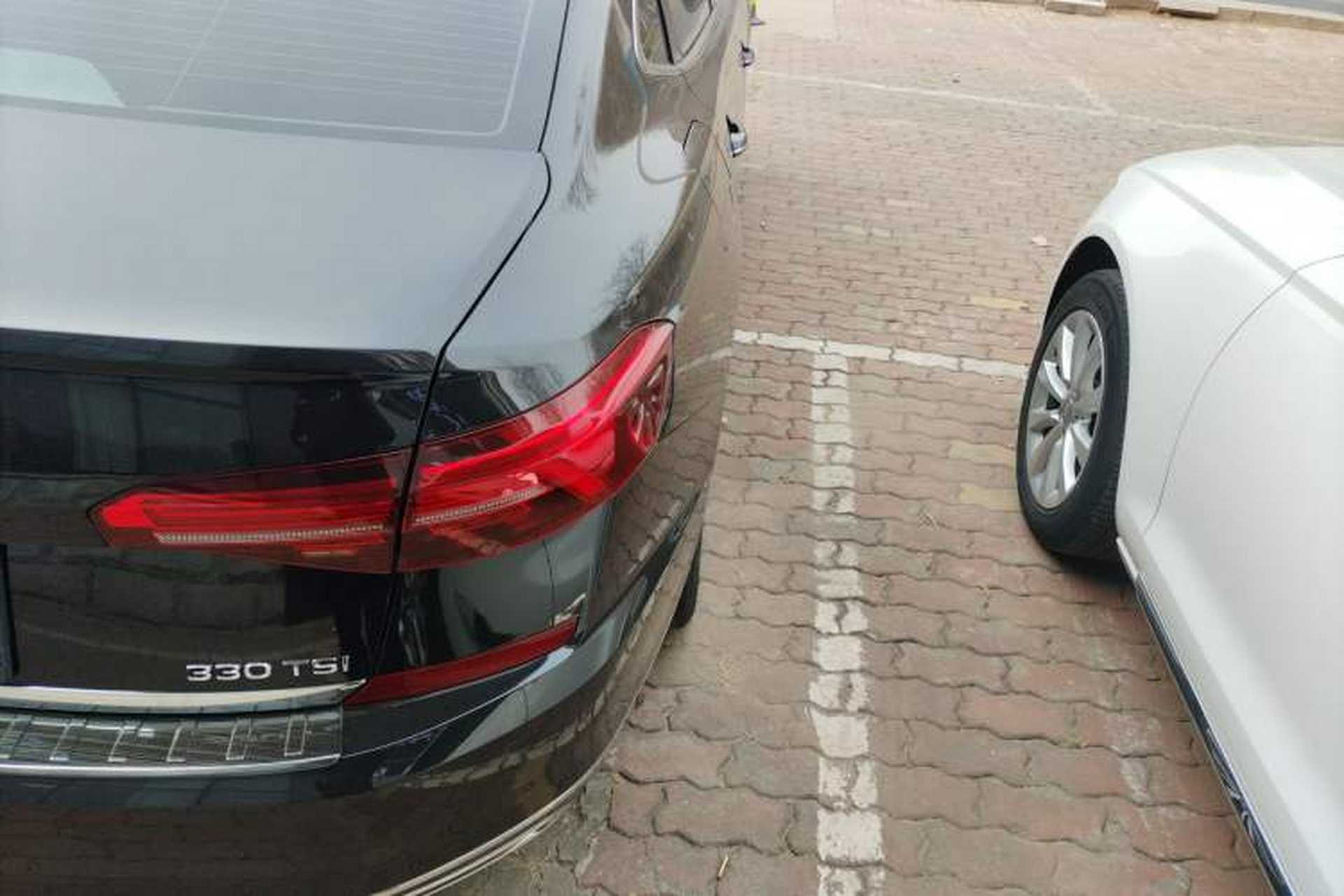 Used Volkswagen Passat 2020 Revised Version 330TSI Luxury Edition China VI Standard Right Rear Taillight