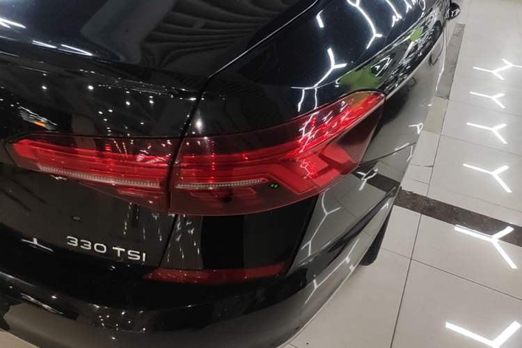Used Volkswagen Passat 2020 Revised Version 280TSI Elite Edition China VI Standard Right Rear Taillight
