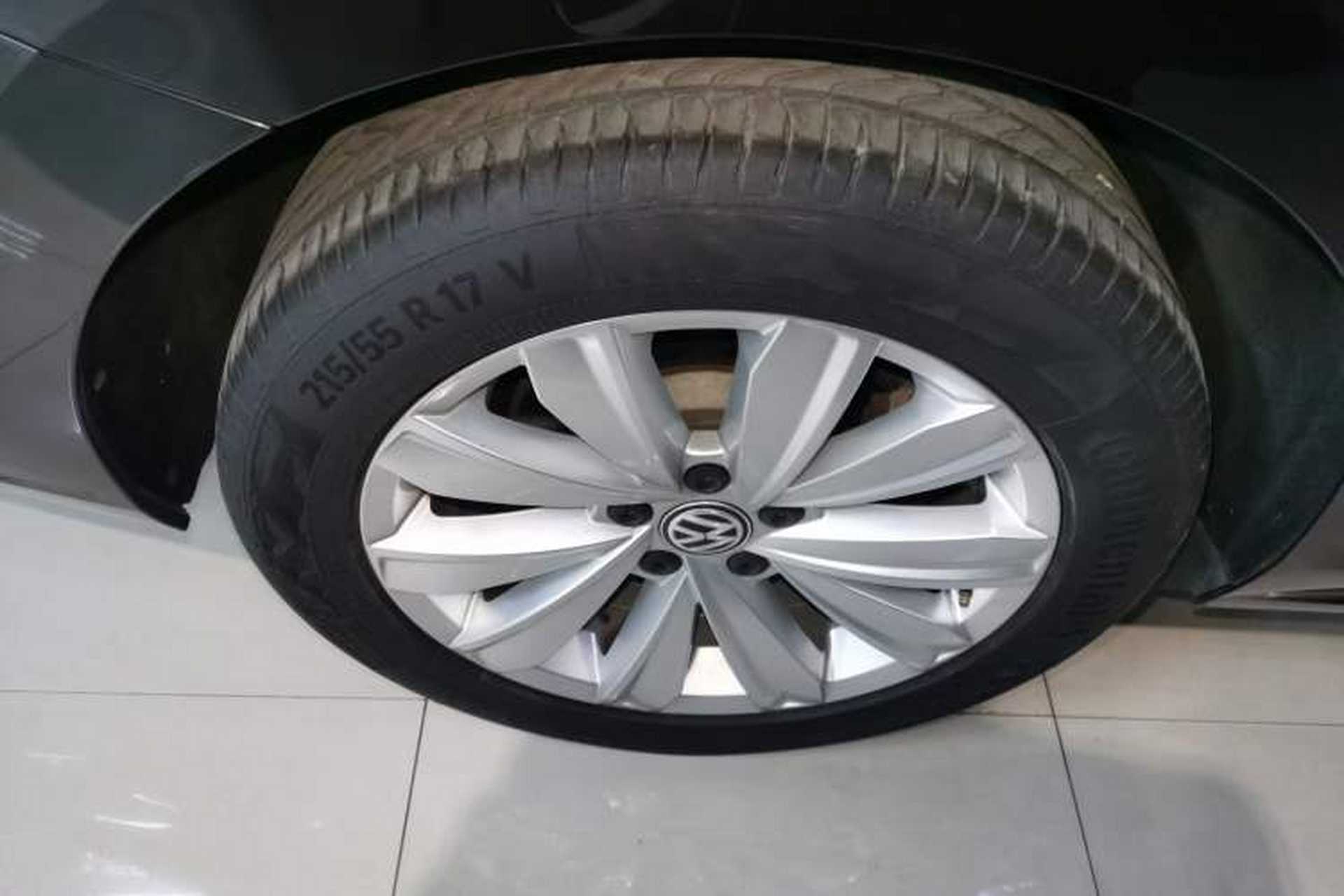 Used Volkswagen Passat 2020 330TSI Elite Edition China VI Right Rear Wheel Hub