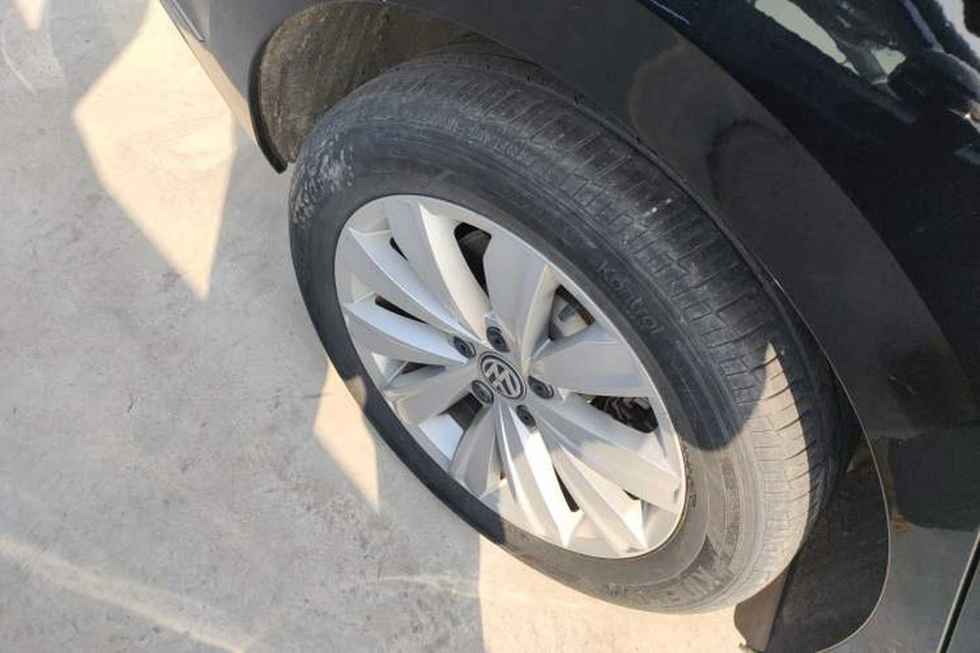 Used Volkswagen Passat 2020 330TSI Elite Edition China VI Right Rear Wheel Hub