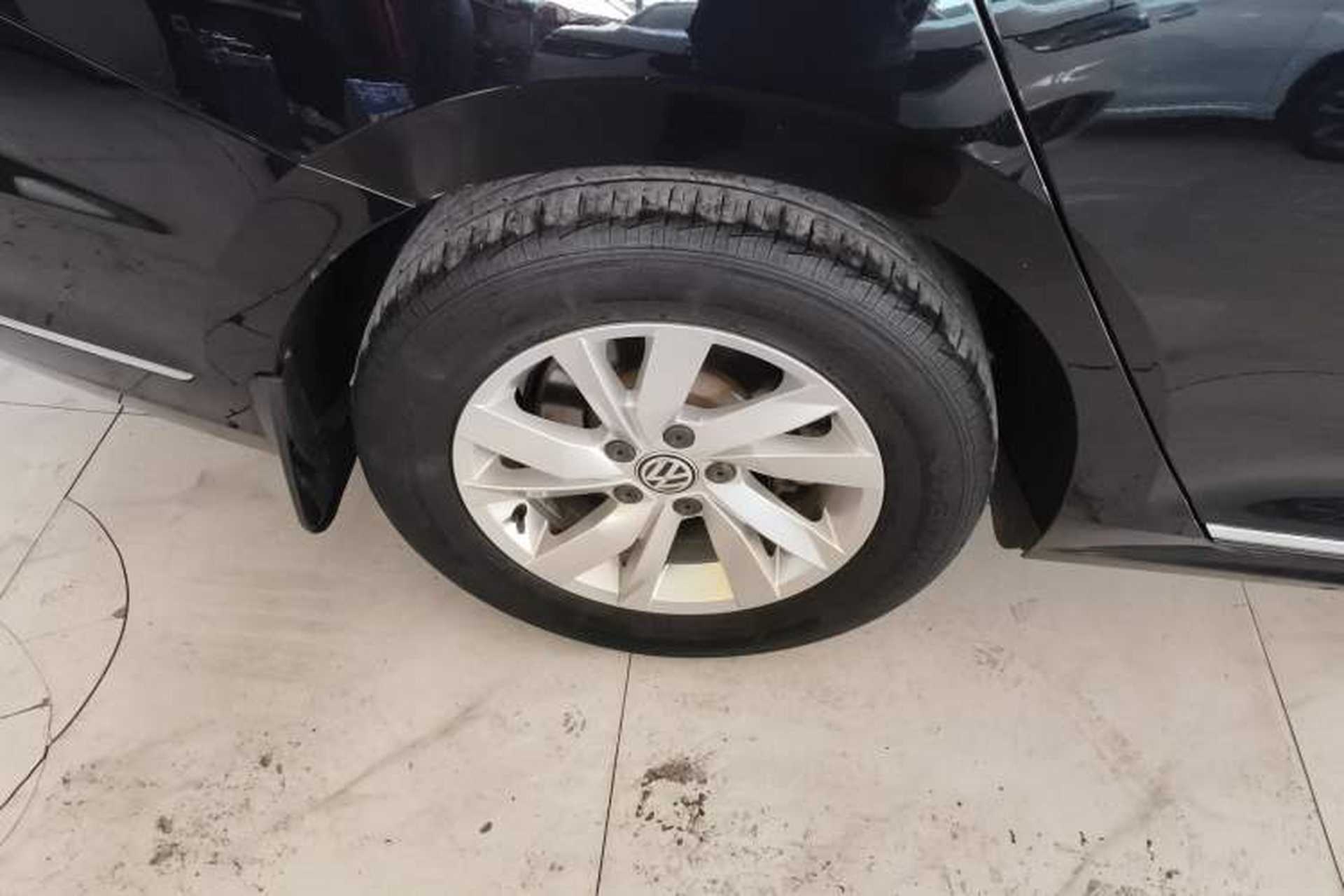 Used Volkswagen Passat 2020 Revised Version 280TSI Business Edition China VI Standard Right Rear Wheel Hub