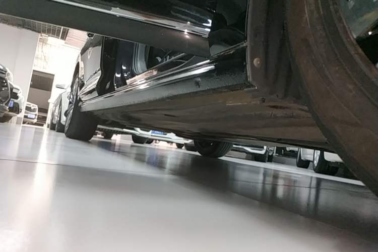 Used Volkswagen Passat 2020 330TSI Luxury Edition China VI Right Side Sill