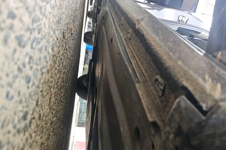 Used Volkswagen Passat 2020 280TSI Business Edition China VI Standard Right Side Sill