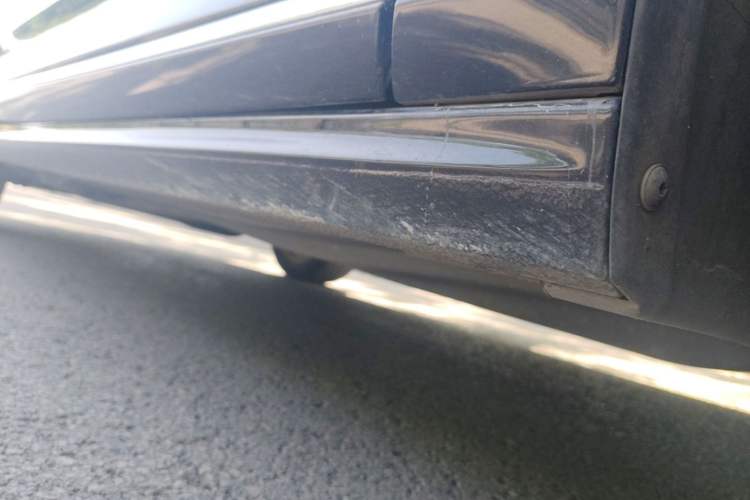 Used Volkswagen Passat 2020 330TSI Elite Edition China VI Right Side Sill