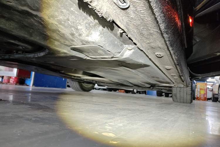 Used Volkswagen Passat 2020 Revised Version 280TSI Elite Edition China VI Standard Right Side Sill