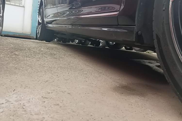 Used Volkswagen Passat 2020 Revised Version 280TSI Business Edition China VI Standard Right Side Sill