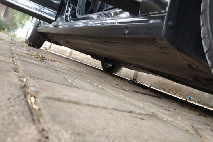 Used Volkswagen Passat 2020 330TSI Elite Edition China VI Right Side Sill