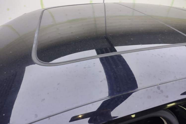 Used Volkswagen Passat 2020 330TSI Luxury Edition China VI Roof
