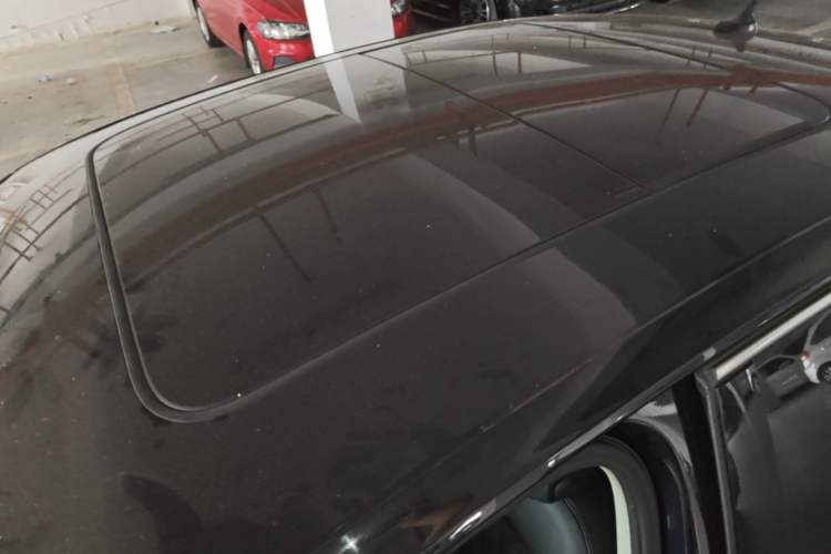 Used Volkswagen Passat 2020 330TSI Luxury Edition China VI Roof