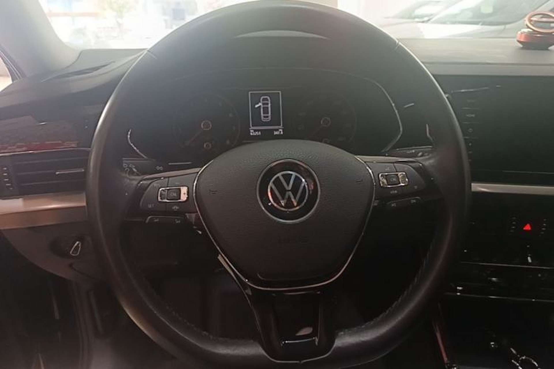 Used Volkswagen Passat 2020 Facelift 330TSI Elite Edition China VI Standard Steering Wheel