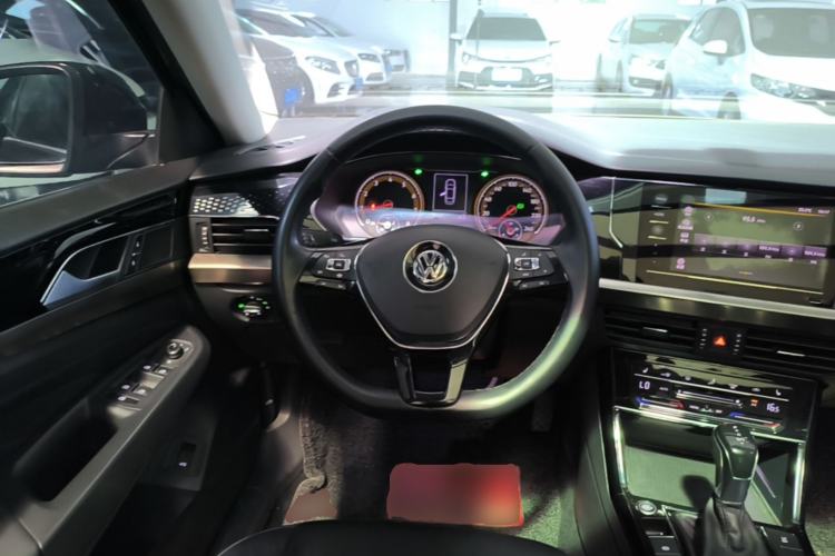 Used Volkswagen Passat 2020 330TSI Elite Edition China VI Steering Wheel