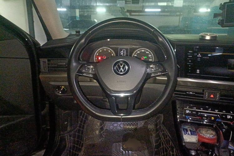 Used Volkswagen Passat 2020 330TSI Elite Edition China VI Steering Wheel