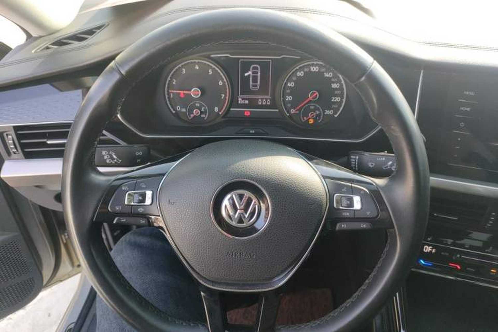 Used Volkswagen Passat 2020 330TSI Elite Edition China VI Steering Wheel