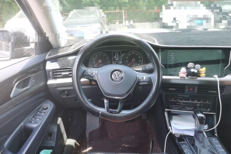 Used Volkswagen Passat 2020 330TSI Elite Edition China VI Steering Wheel