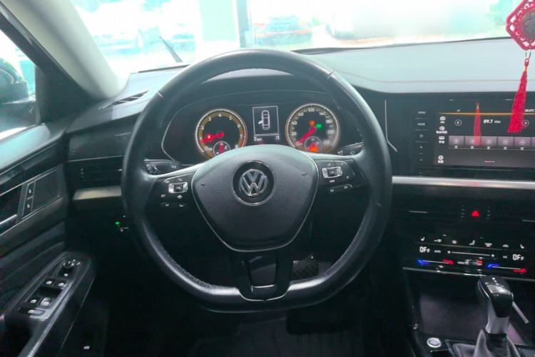 Used Volkswagen Passat 2020 330TSI Elite Edition China VI Steering Wheel