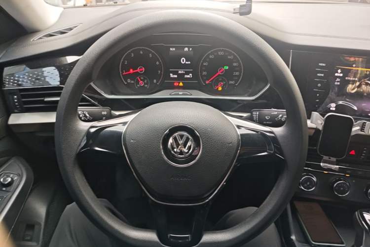 Used Volkswagen Passat 2020 280TSI Business Edition China VI Standard Steering Wheel