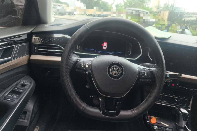 Used Volkswagen Passat 2020 330TSI Luxury Edition China VI Steering Wheel