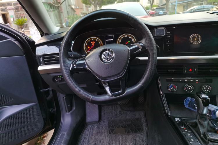 Used Volkswagen Passat 2020 280TSI Business Edition China V Standard Steering Wheel