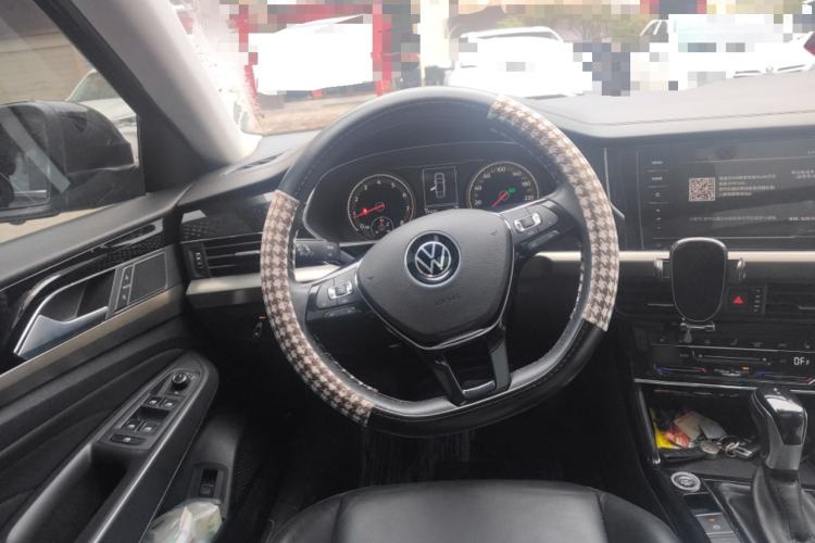 Used Volkswagen Passat 2020 330TSI Elite Edition China VI Steering Wheel