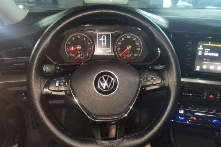 Used Volkswagen Passat 2020 Facelift 330TSI Elite Edition China VI Standard Steering Wheel