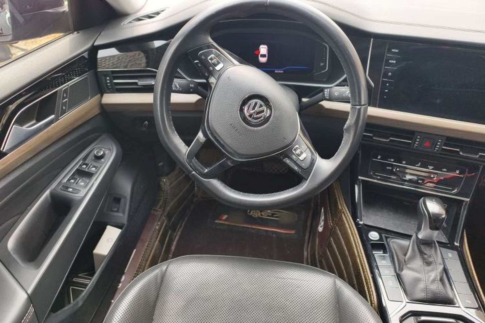 Used Volkswagen Passat 2020 330TSI Luxury Edition China VI Steering Wheel