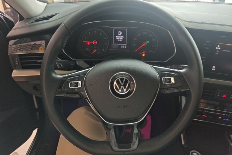 Used Volkswagen Passat 2020 330TSI Elite Edition China VI Steering Wheel