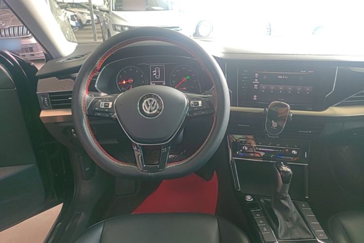 Used Volkswagen Passat 2020 330TSI Elite Edition China VI Steering Wheel