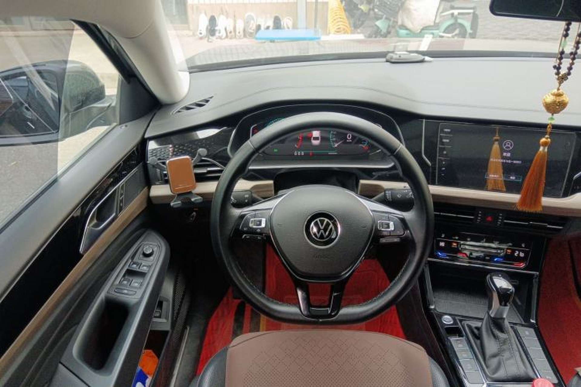 Used Volkswagen Passat 2020 Revised Version 330TSI Luxury Edition China VI Standard Steering Wheel