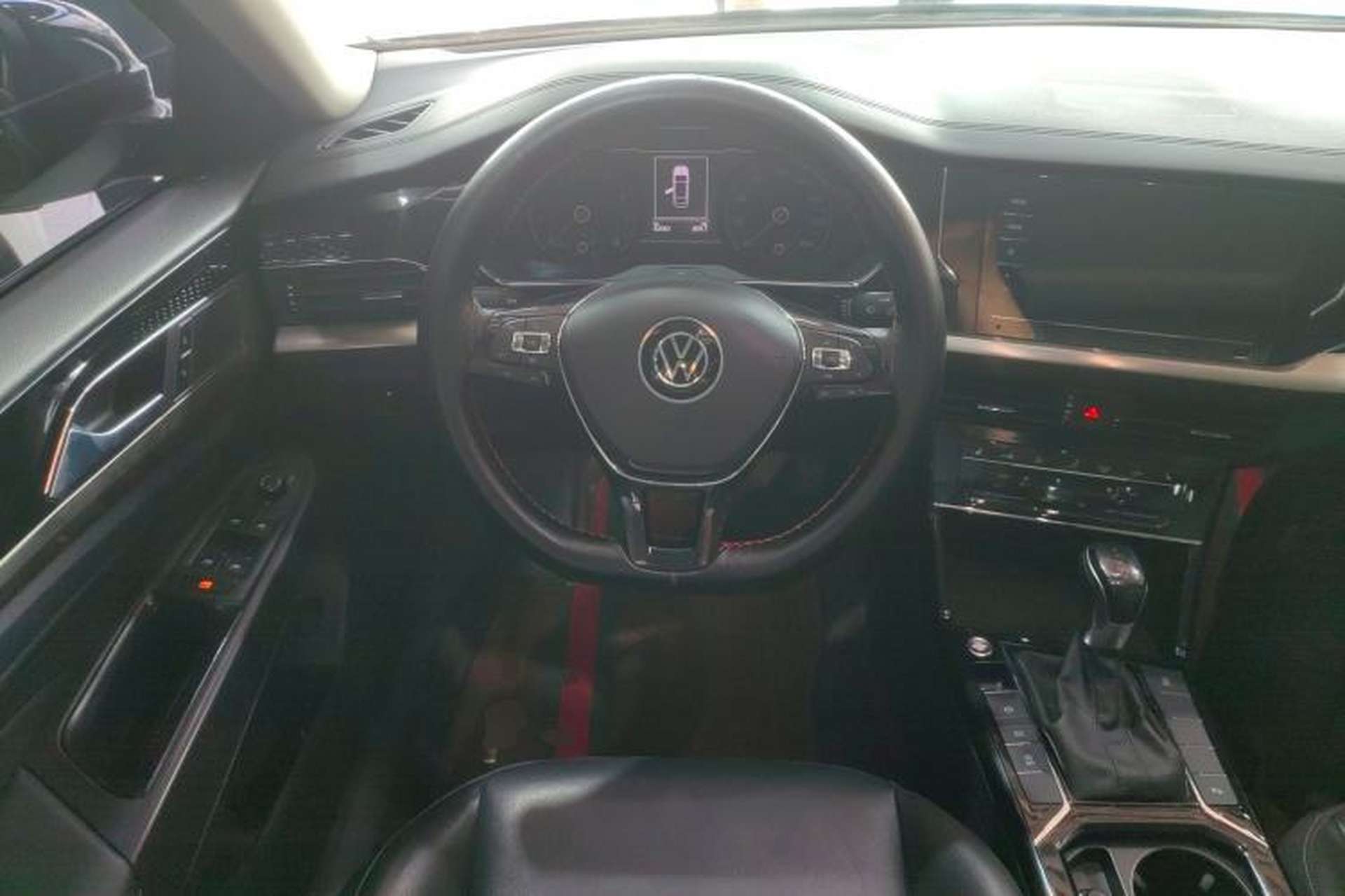 Used Volkswagen Passat 2020 Facelift 330TSI Elite Edition China VI Standard Steering Wheel