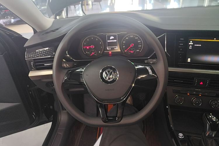 Used Volkswagen Passat 2020 280TSI Business Edition China VI Standard Steering Wheel