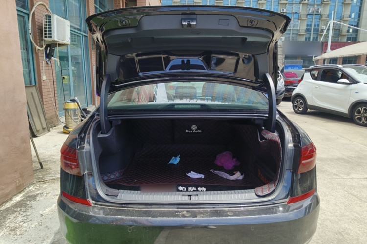 Used Volkswagen Passat 2020 330TSI Elite Edition China VI Trunk