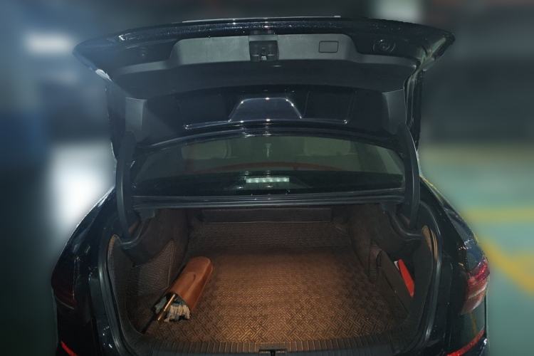 Used Volkswagen Passat 2020 330TSI Elite Edition China VI Trunk