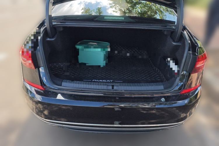 Used Volkswagen Passat 2020 330TSI Luxury Edition China VI Trunk