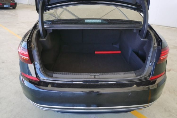 Used Volkswagen Passat 2020 Revised Version 280TSI Elite Edition China VI Standard Trunk