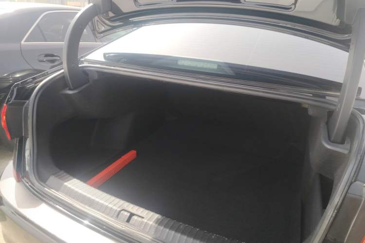Used Volkswagen Passat 2020 280TSI Business Edition China VI Standard Trunk