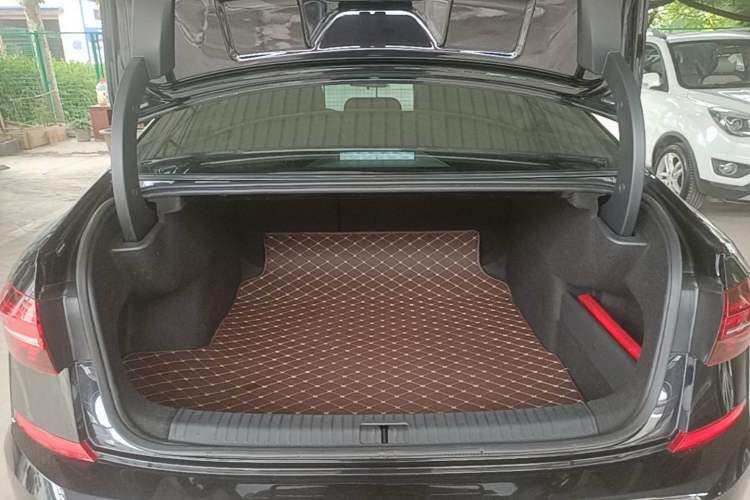 Used Volkswagen Passat 2020 Revised Version 280TSI Elite Edition China VI Standard Trunk