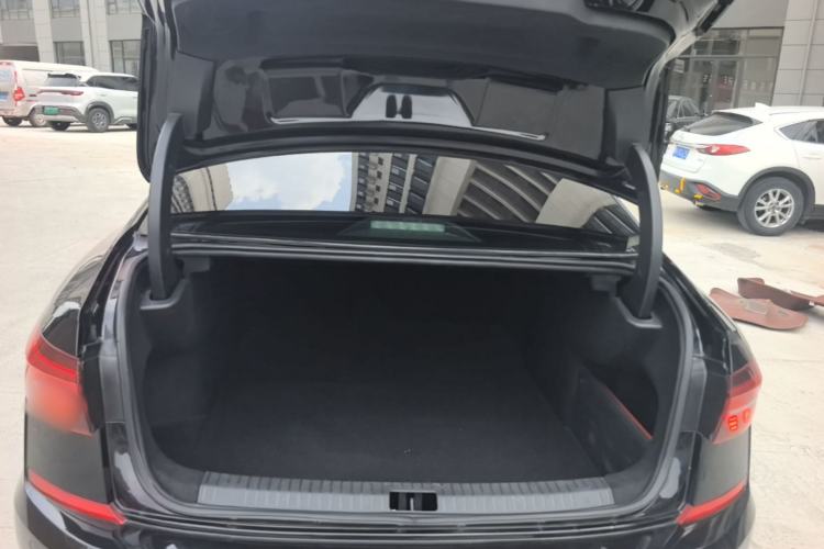 Used Volkswagen Passat 2020 280TSI Business Edition China VI Standard Trunk