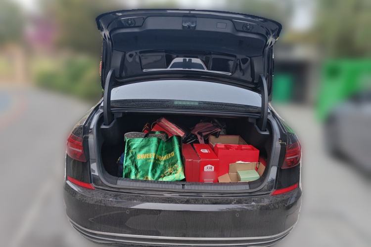 Used Volkswagen Passat 2020 330TSI Elite Edition China VI Trunk