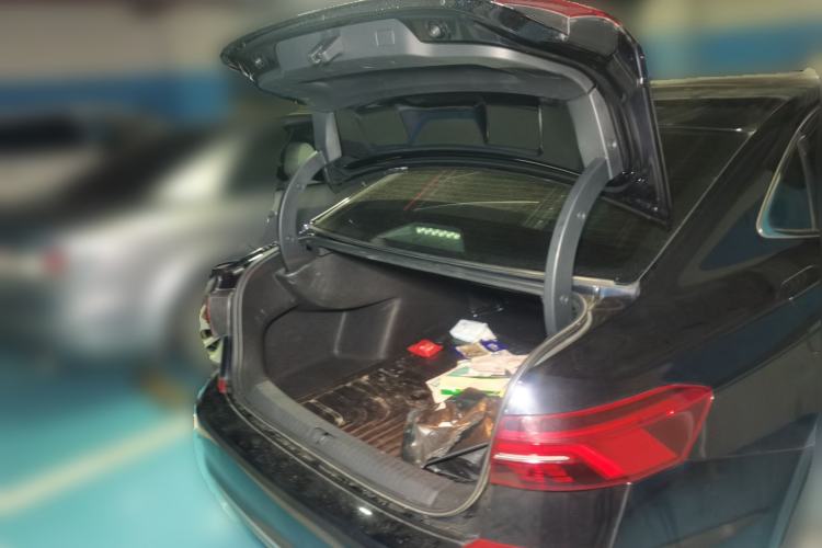 Used Volkswagen Passat 2020 330TSI Elite Edition China VI Trunk