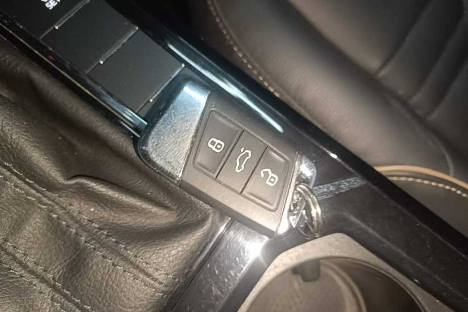 Used Volkswagen Passat 2020 Revised Version 280TSI Elite Edition China VI Standard Vehicle Key