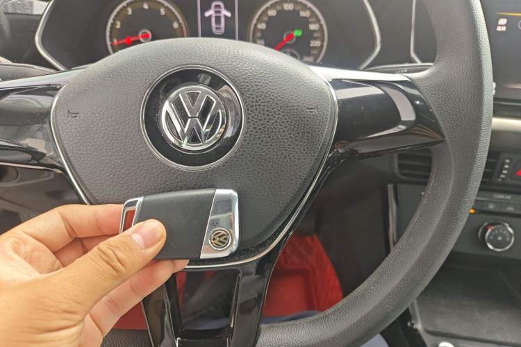 Used Volkswagen Passat 2020 280TSI Business Edition China VI Standard Vehicle Key