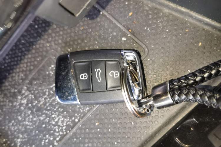 Used Volkswagen Passat 2020 380TSI Flagship Edition China VI Standard Vehicle Key