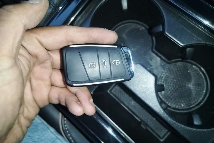 Used Volkswagen Passat 2020 Revised Version 280TSI Elite Edition China VI Standard Vehicle Key